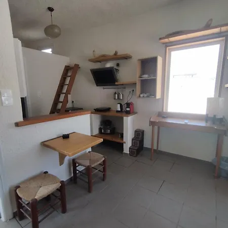 12 Acropolis Penthouse *